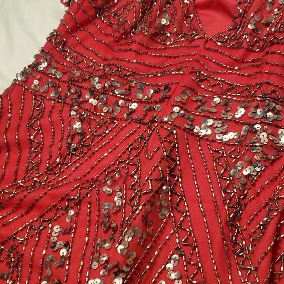 Embellished/ beaded gown - Picture 7 of 7